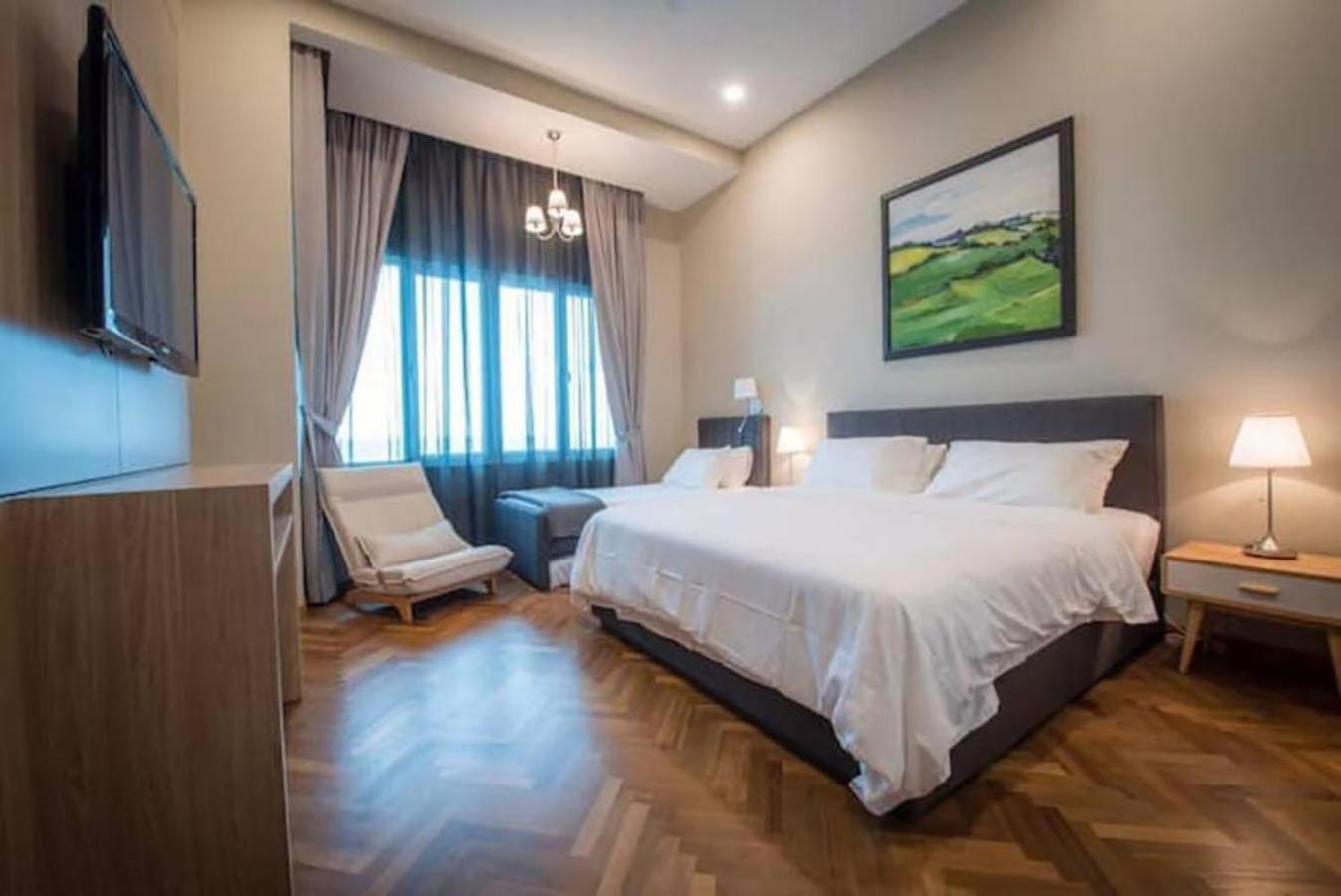 Tree Premier Suite Strait Quay Luxury Marina Suite Tanjung Tokong 외부 사진